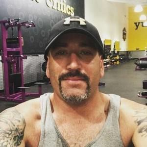 Meet your Posher, Clint